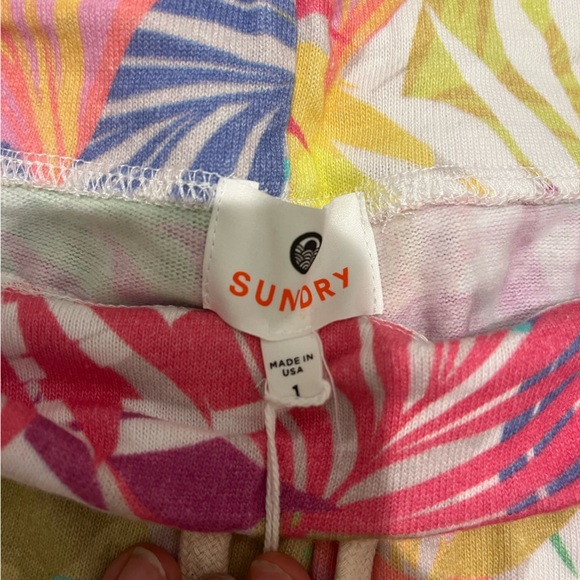 NWT Sundry Tropical Cut-off short | Size S & Size M - Picture 3 of 5